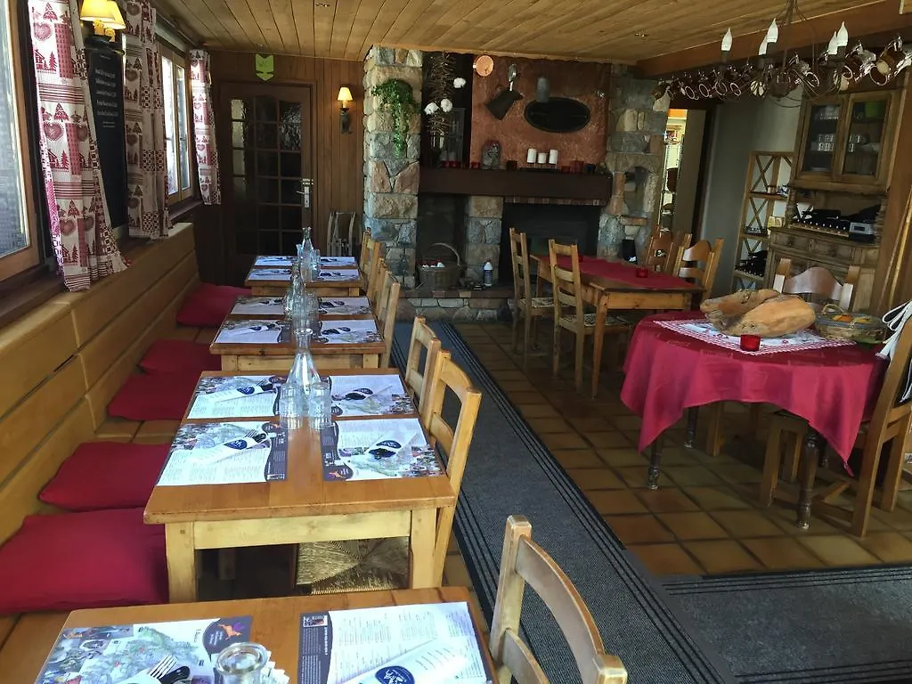 La Foret De Maronne La Garde  Hôtel